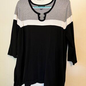 Cable & Gauge Black and Gray Sweater